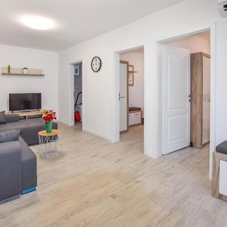 Suite Apartment Toni Poljana  Εξωτερικό φωτογραφία