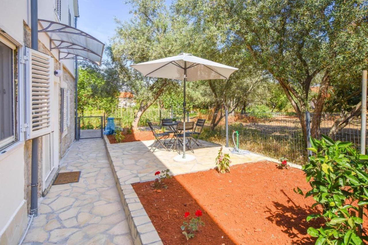 Suite Apartment Toni Poljana  Εξωτερικό φωτογραφία